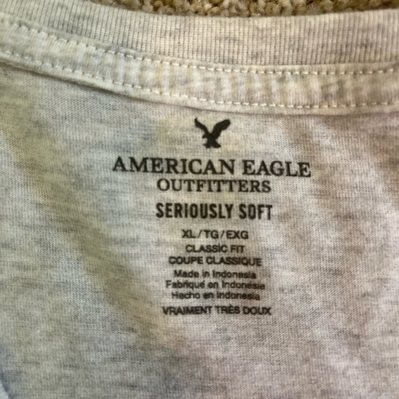 American Eagle V Shirt - Picture 2 of 3